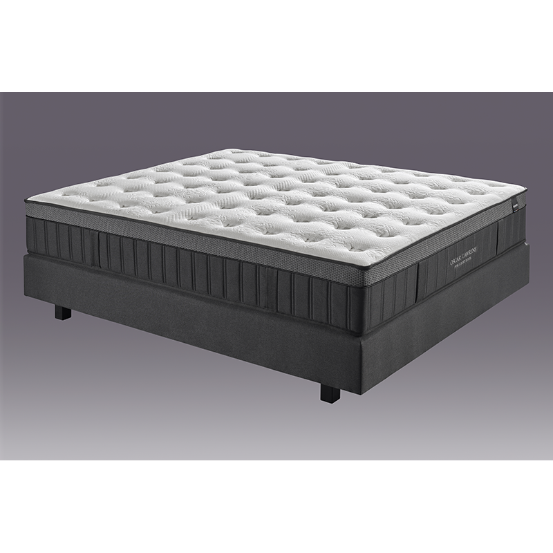 MATELAS TRIOMPHE - OSCAR LAWRENCE